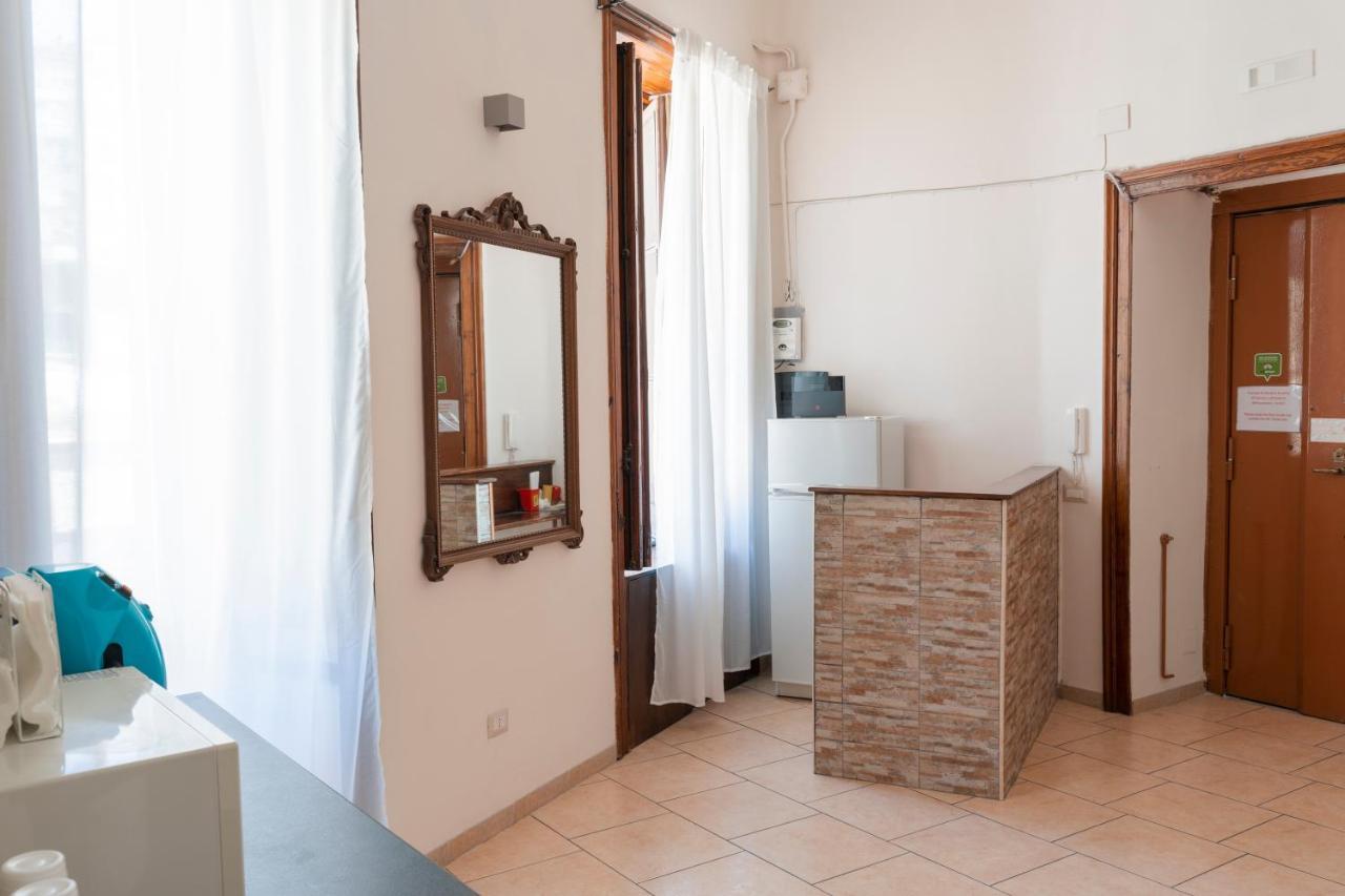 Vico 22 Rooms Napoli Екстериор снимка