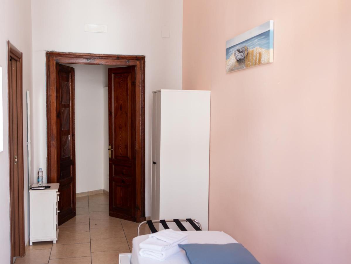 Vico 22 Rooms Napoli Екстериор снимка