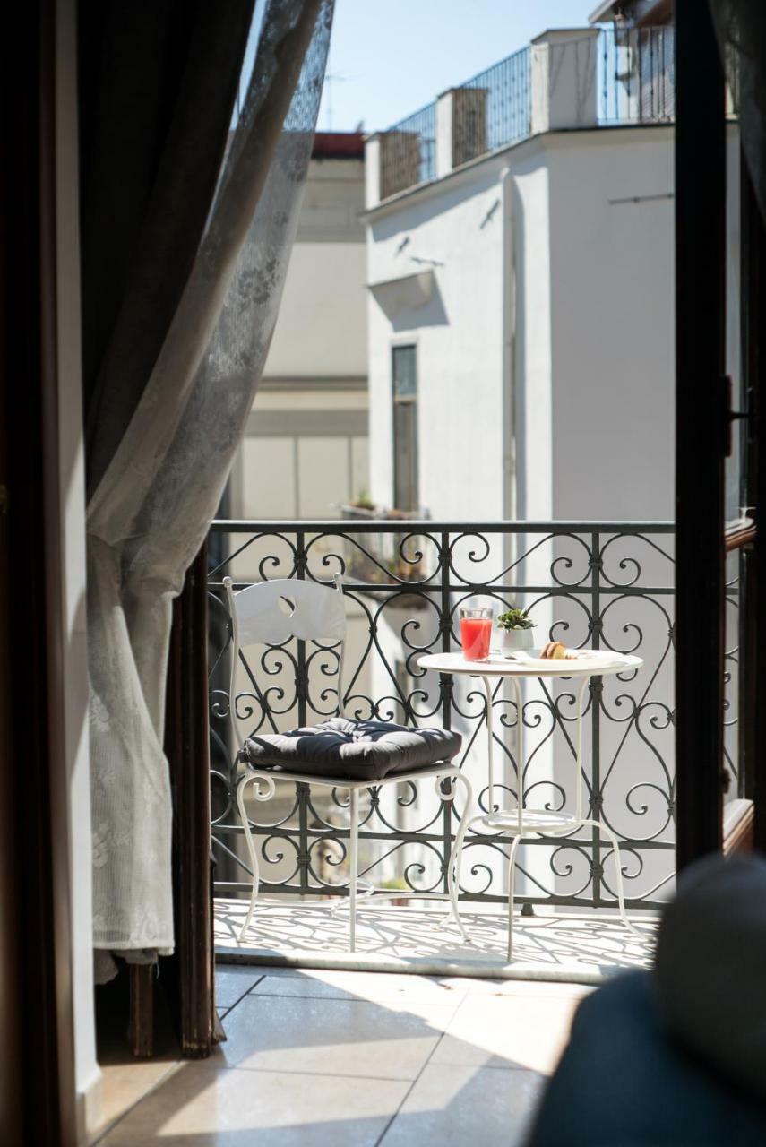 Vico 22 Rooms Napoli Екстериор снимка